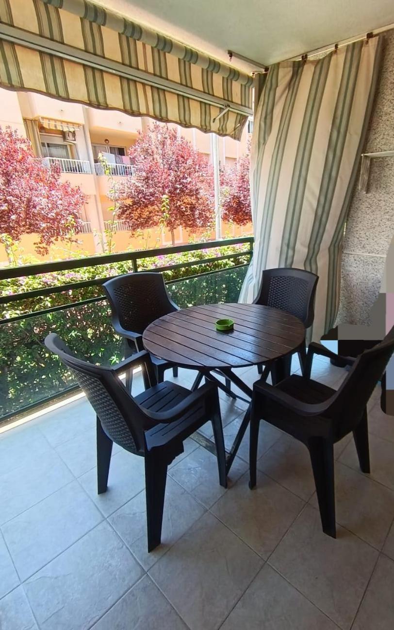 Pilar Solo Familias Appartement Gandie